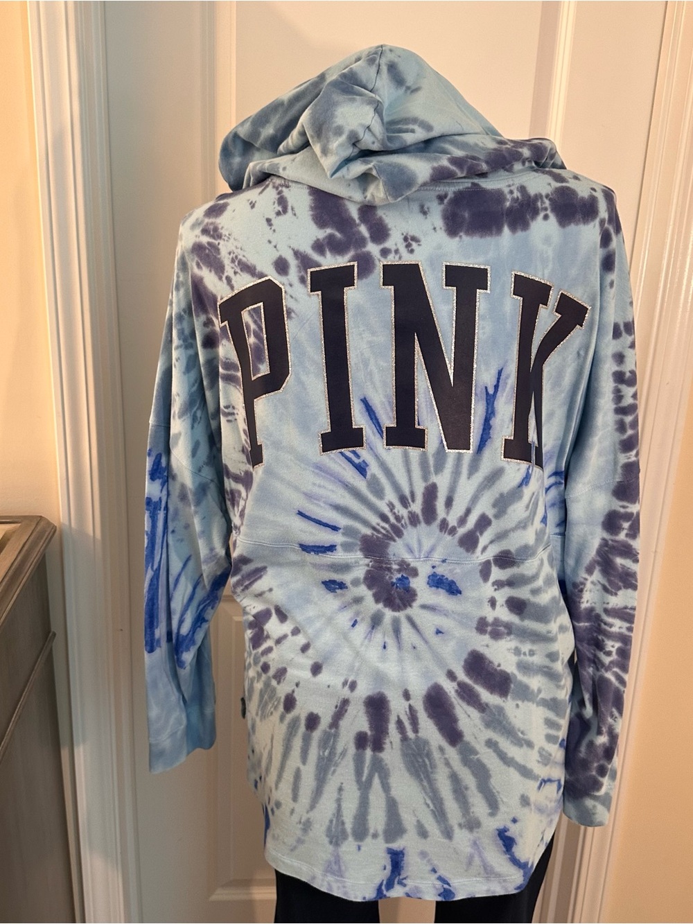 PINK Victoria’s Secret. Blue tye-dye. Hoodie. Long sleeve. XL.